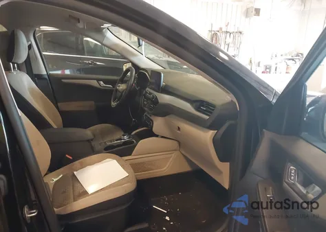 2020 Ford Escape Se z USA, uszkodzony, nr VIN 1FMCU9G64LUB65087